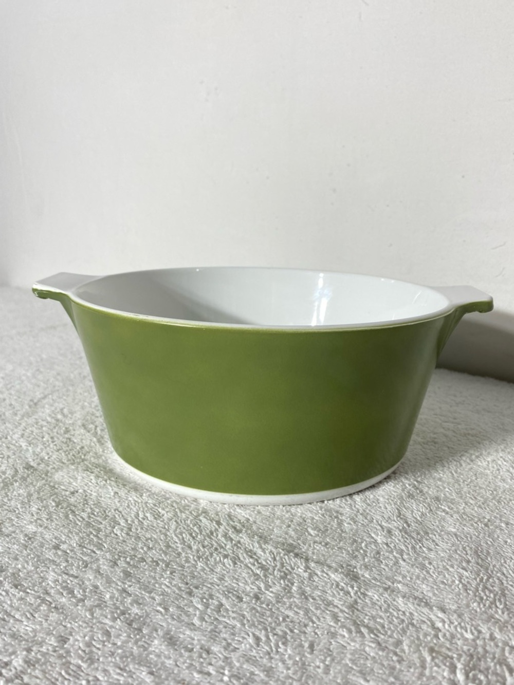 Vintage 60’s Corningware Avocado Green Round Casserole Dish Buffet Server